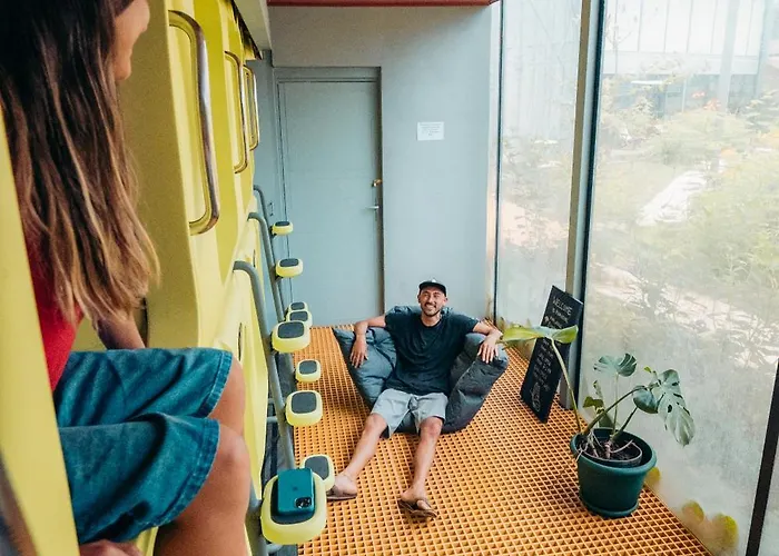 Capsule Pupa House (adults Only) Tamarindo
