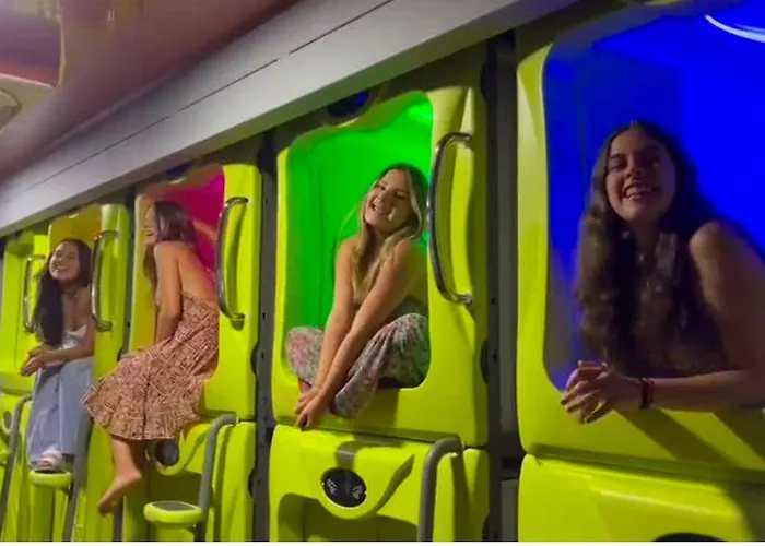 Hotel a capsule Capsule Pupa House (adults Only) Tamarindo